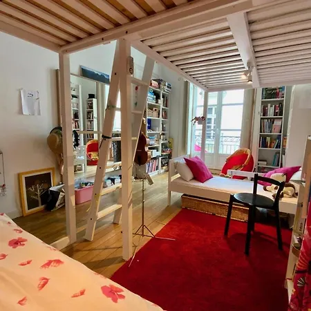 Appartement haussmannien 135 m à Nantes Appartement